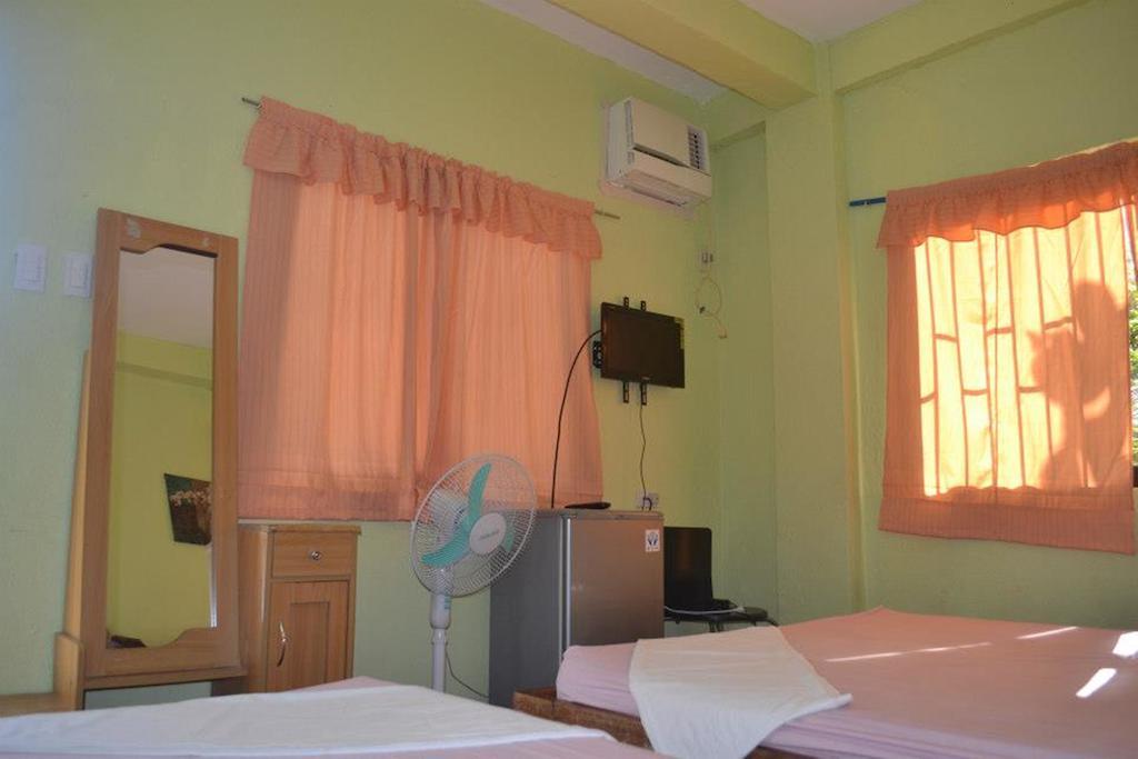 Ellen's Resort Balabag  Chambre photo